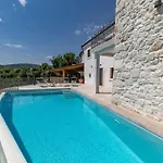 Вилла Castle With Stunning Views By Aneotravel *
