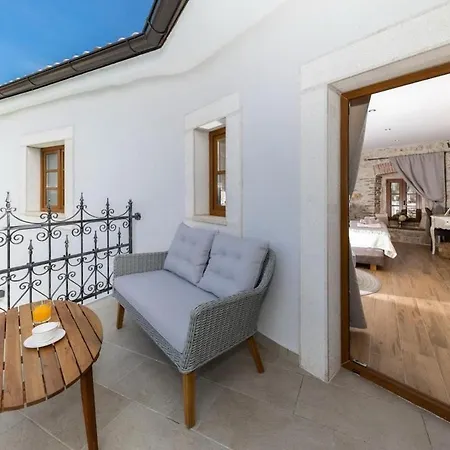 Castle With Stunning Views By Aneotravel Villa Bribir (Primorje-Gorski Kotar)