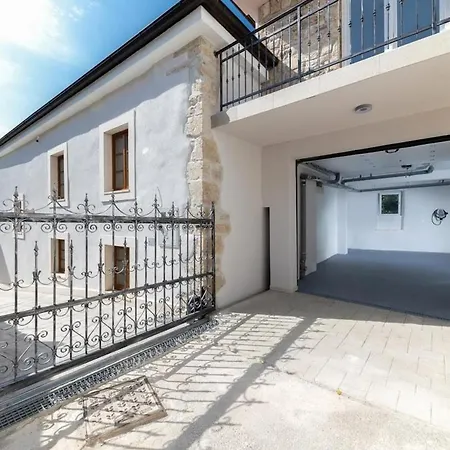 Villa Castle With Stunning Views By Aneotravel *