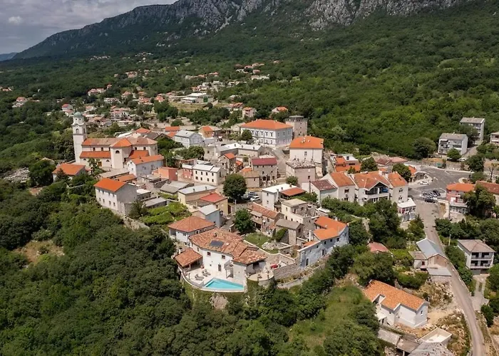 Castle With Stunning Views By Aneotravel Bribir (Primorje-Gorski Kotar)